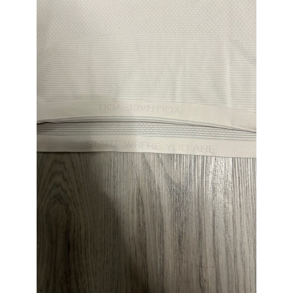 Lululemon Women Racerback‎ Tank Top Athletic Athleisure Light Beige Size 10 - Picture 2 of 5